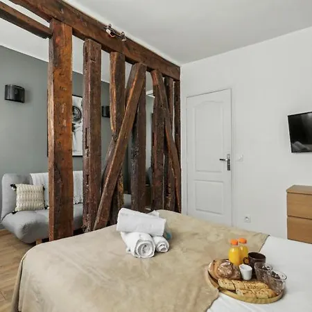 375 Brady - Superbe A Paris